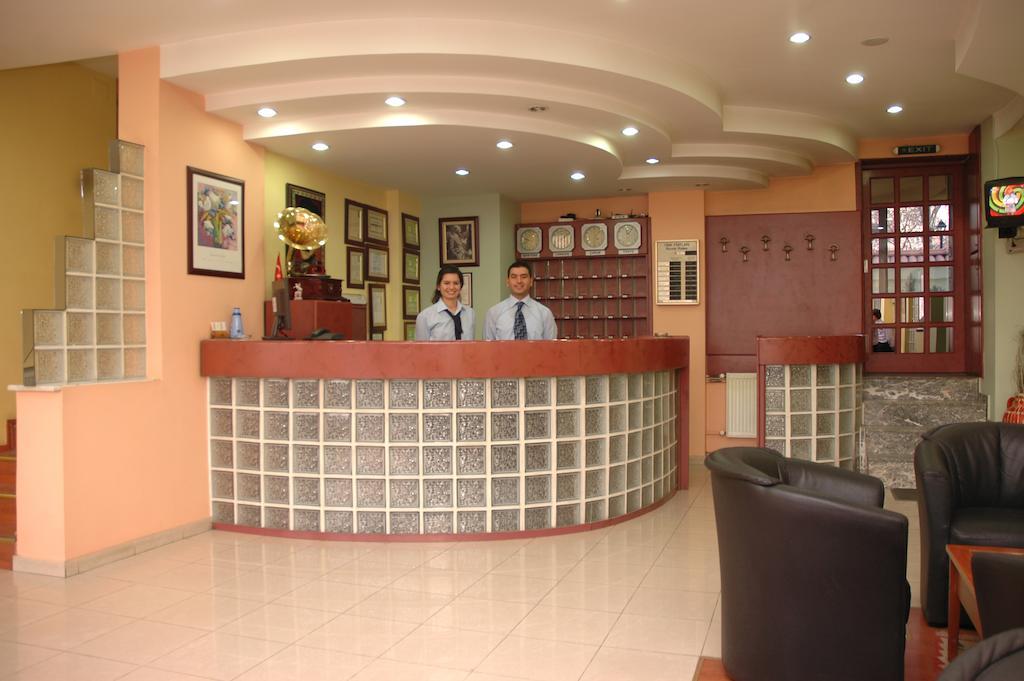 Kolagasi Hotel Corum Buitenkant foto